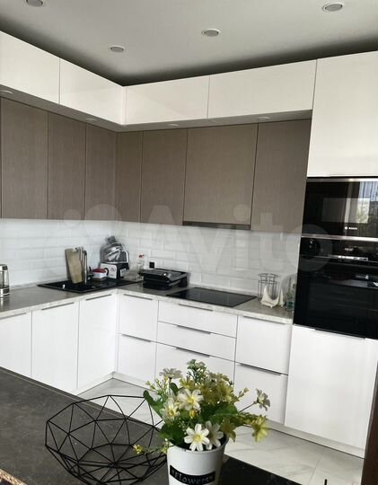 3-к. квартира, 72 м², 6/13 эт.