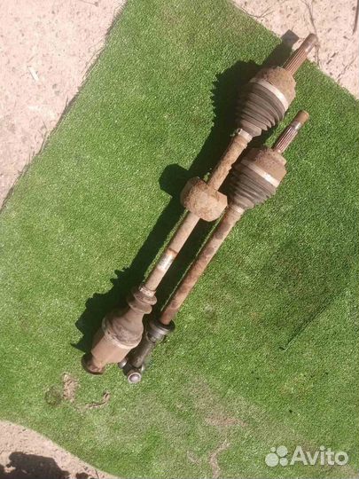 Привод передний renault symbol 1 1,4 K7J700