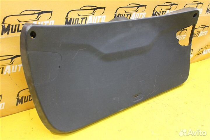 Обшивка крышки багажника Hyundai Creta 1 2016-2020