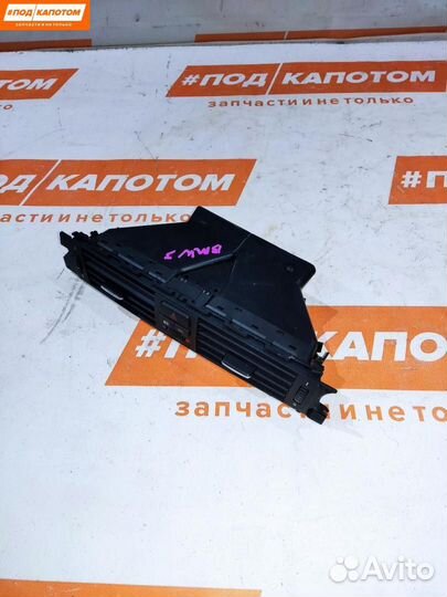 Дефлектор обдува салона центральный BMW 3 E90 2005