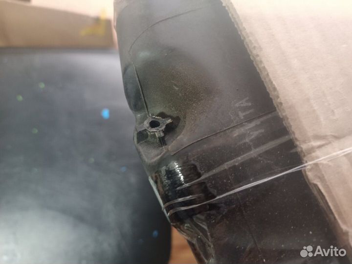 Радиатор охлаждения двигателя Hyundai Trajet, 2004