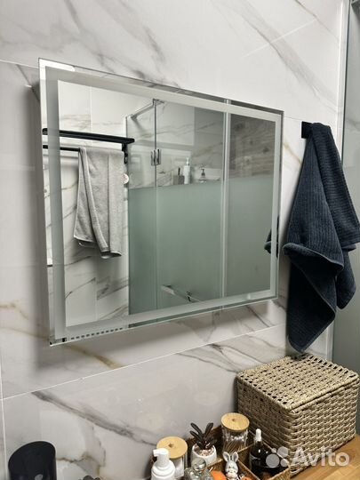 Зеркало с подсветкой для ванной