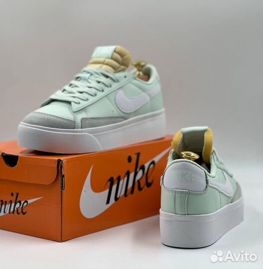 Кроссовки женские Nike Blazer Low Platform Barely