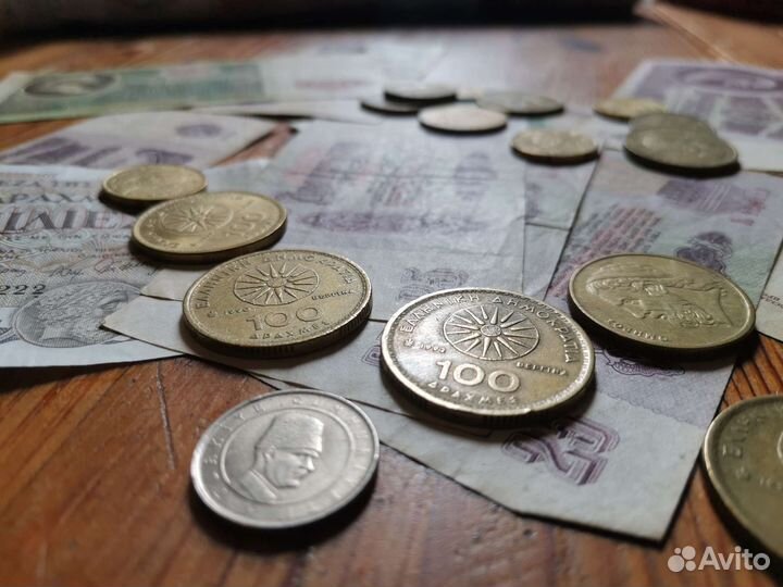 Монеты и купюры мира