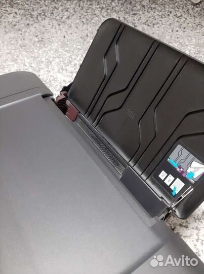 Принтер hp deskjet 2050