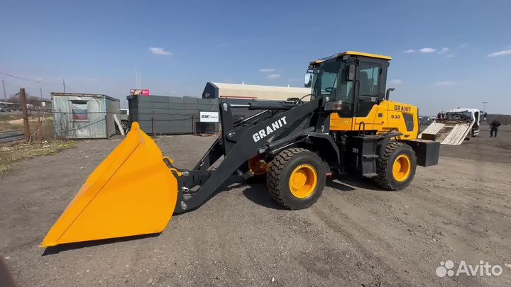 Фронтальный погрузчик Granit 930, 2023