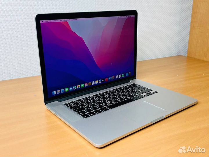 MacBook Pro 15 2015 (i7, 16 gb, 512 gb)