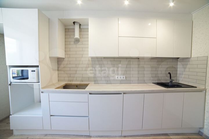 4-к. квартира, 77,1 м², 4/5 эт.