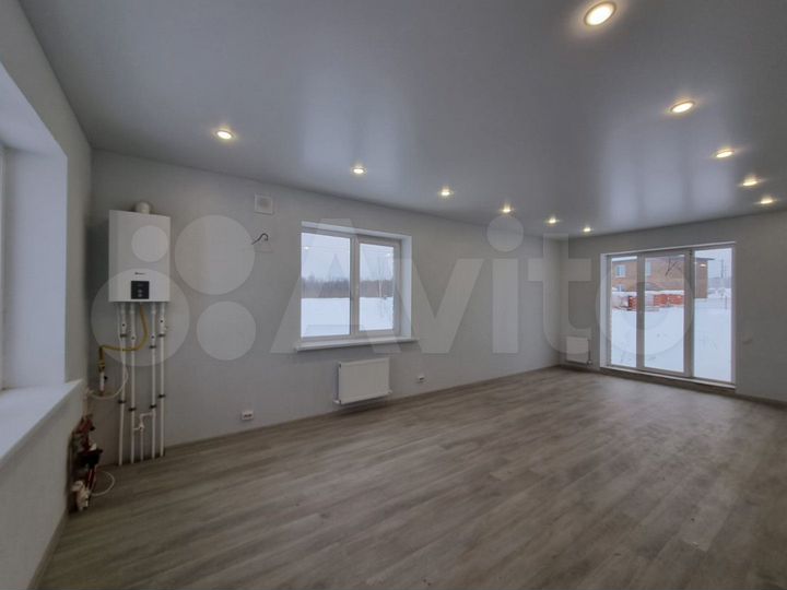 Коттедж 90 м² на участке 6 сот.