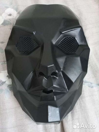 Маска игра в кальмара