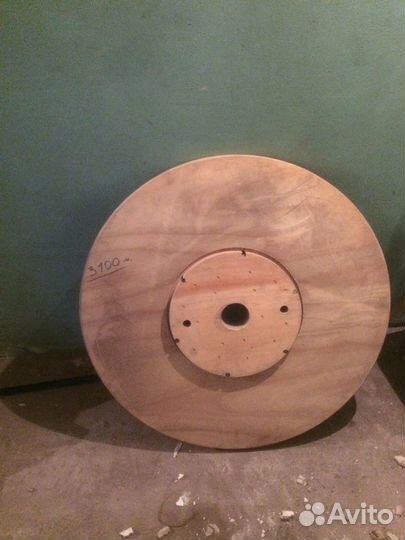 Деревянная поверхность