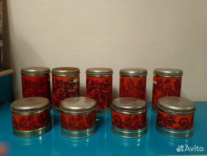 Железные банки