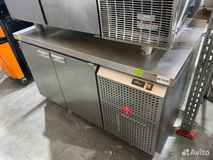 Морозильный стол