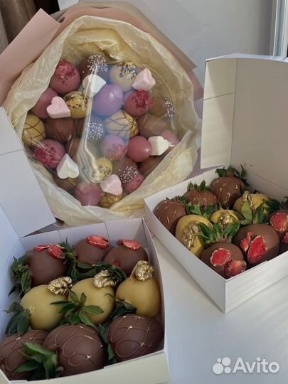 Клубничный букет с шоколадом