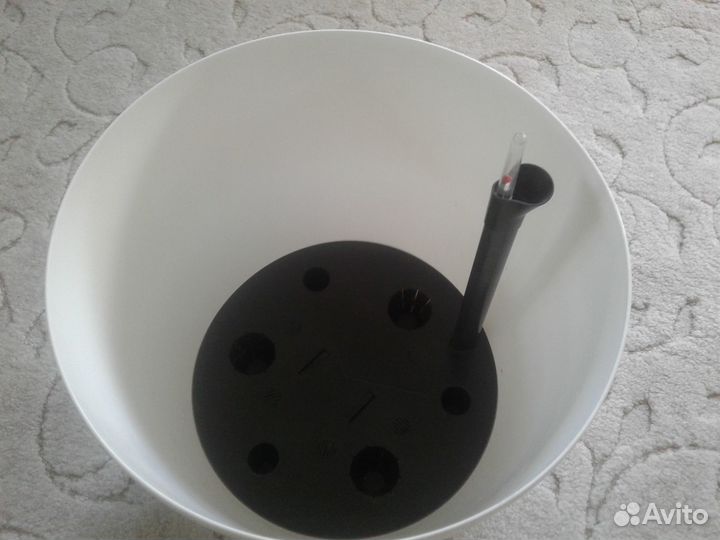 Напольный цветочный горшок с автополивом