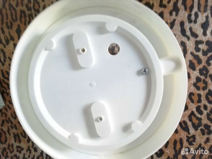 Светильники потолочные 2шт