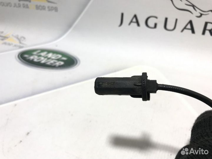 Датчик ABS передний левый Volvo S60 S80 XC70 V70