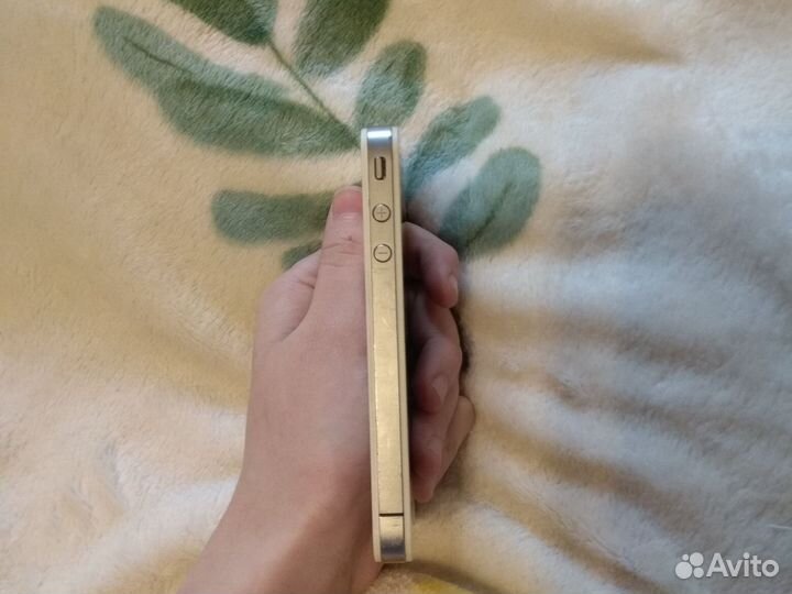 iPhone 4, 16 ГБ