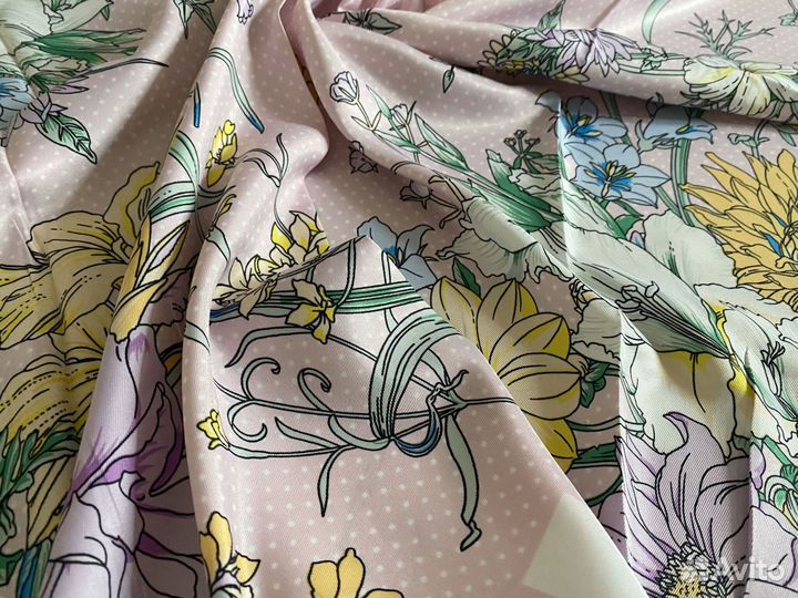 Платок шёлковый, женский Гуччи