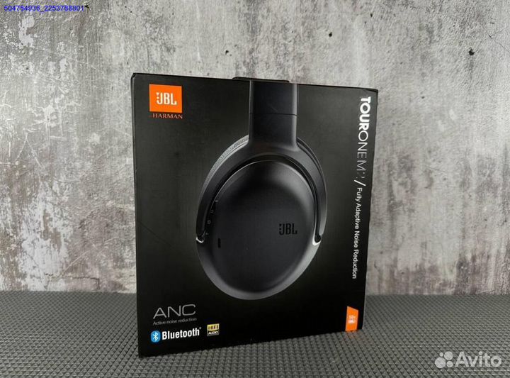 Наушники JBL Tour One M2