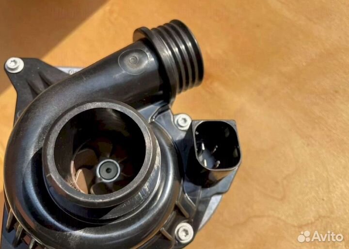 Помпа охлаждения 11519455978 BMW новая