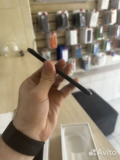 iPhone 7, 128 ГБ