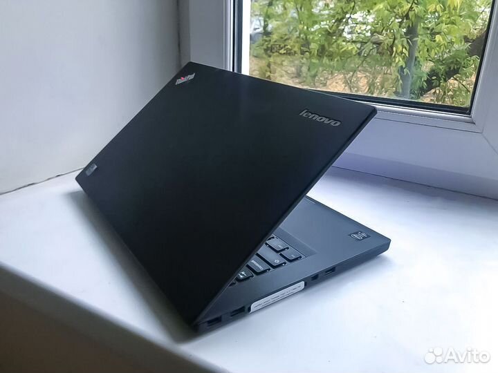 Ноутбук Lenovo Thinkpad T450 i5-5300u 8/180