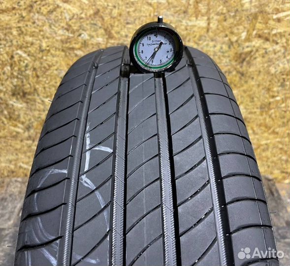 Michelin Primacy 4 215/65 R17