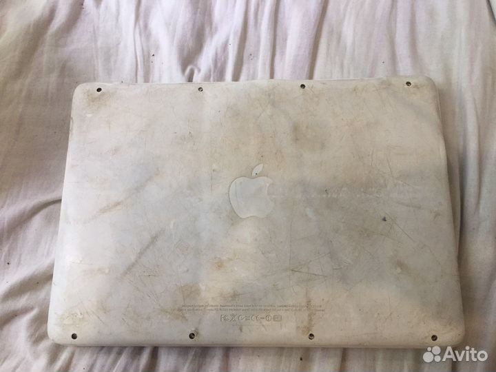 Apple MacBook 13