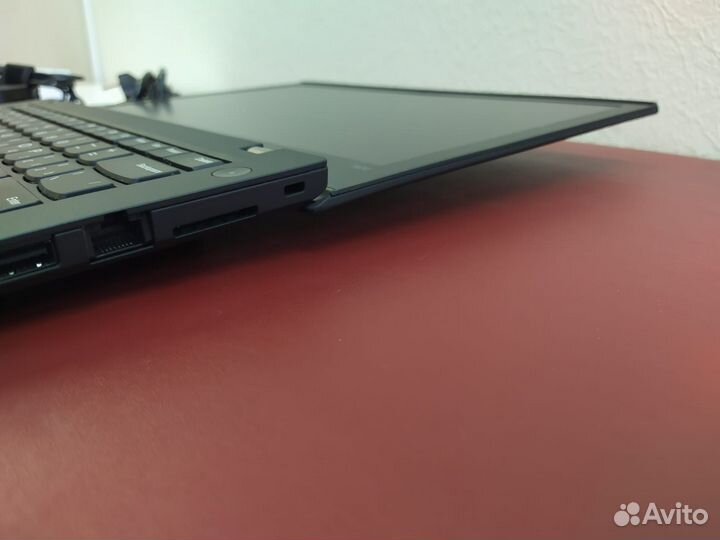 Thinkpad T470 i5-7300U/8G/256G/SSD/IPS/14