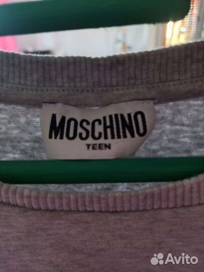 Футболка moschino