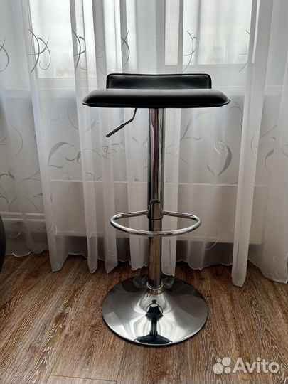 Стул барный