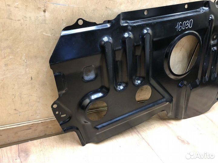 Защита картера Toyota Corolla E18 2013-2018