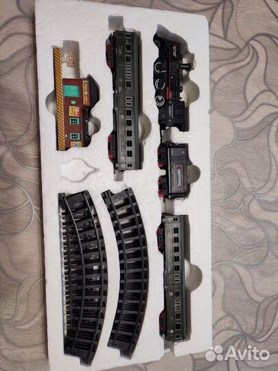 Продам детский поезд