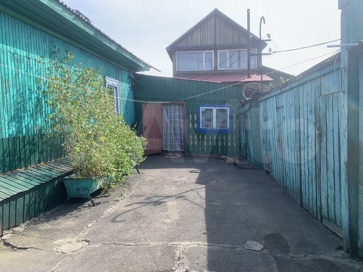 Дом 56 м² на участке 5 сот.