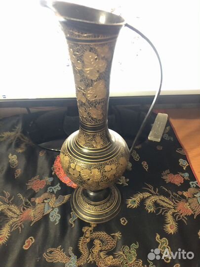 Антикварная ваза металл