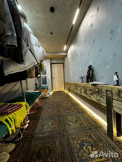 Декоративный камод из амбарного дуба