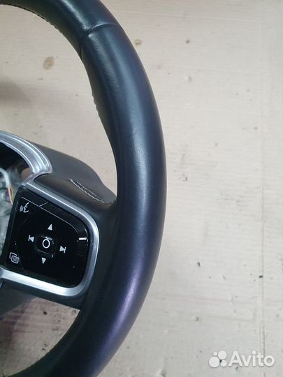 Рулевое колесо Volvo Xc90 2