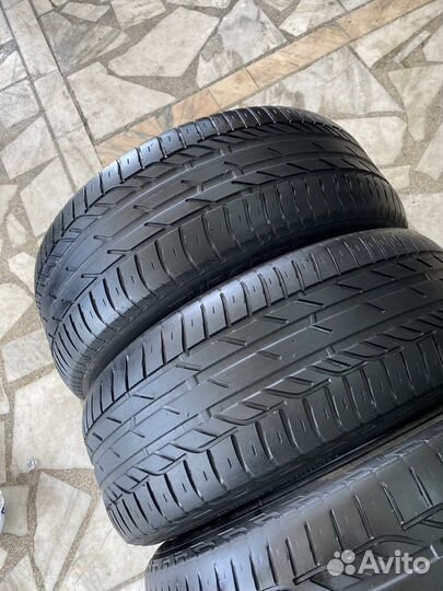 Bridgestone Turanza T001 205/55 R16
