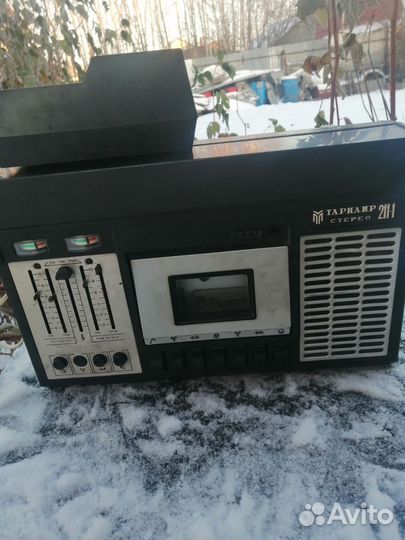 Радиоприемник, магнитола, магнитофон СССР, ретро