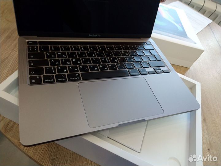 Как новый macbook pro 13 M1 чип ростест