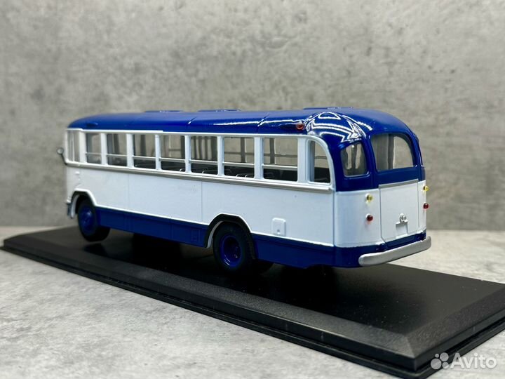 Коллекционная модель Лиаз-158Б Classicbus 1:43