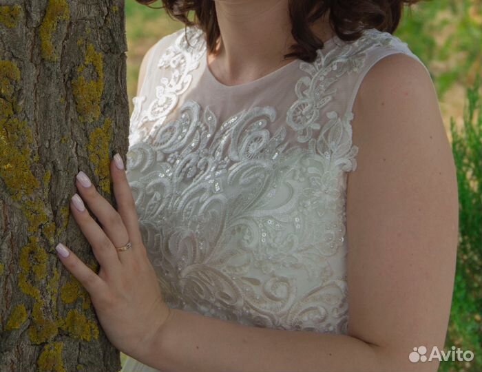 Платье свадебное