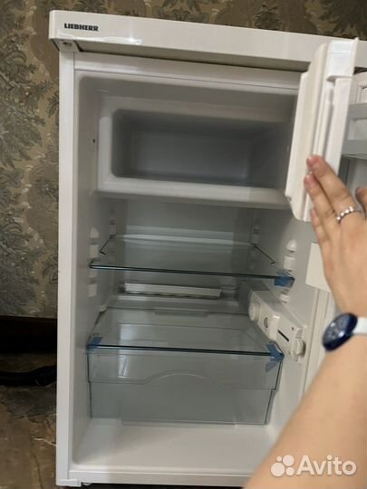 Холодильник новый liebherr