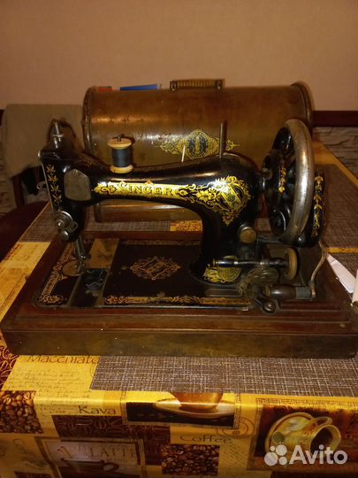 Швейная машина Singer