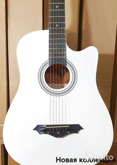 Акустическая классическая гитара