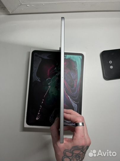 iPad pro 11 2018 64gb