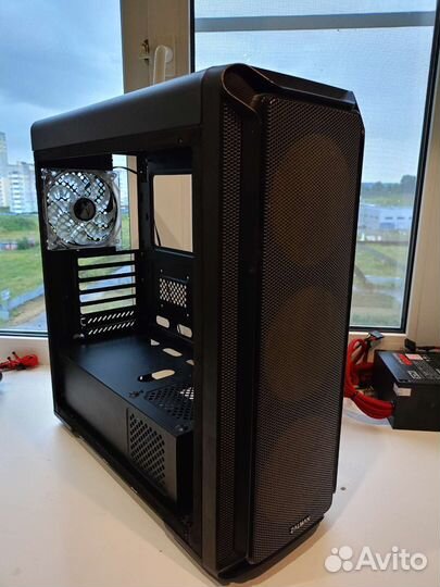 Корпус Zalman I3