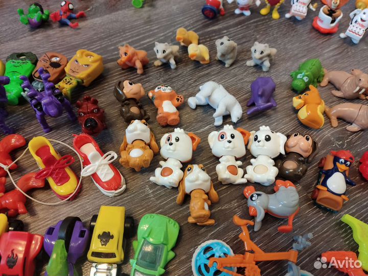 Коробка игрушек киндер