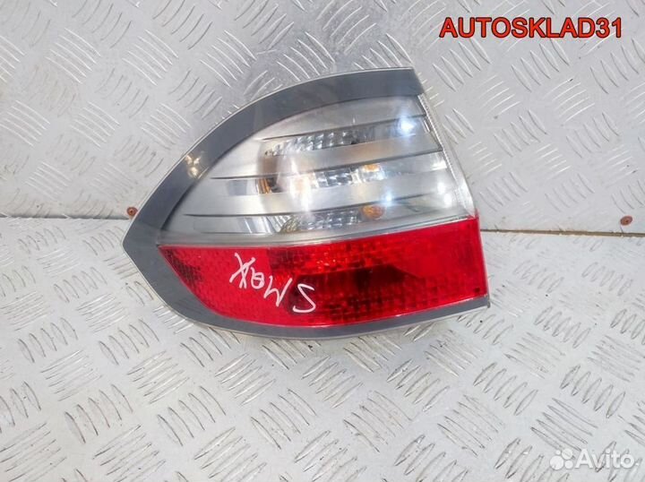 Фонарь задний наружный левый Ford S-MAX 1467473